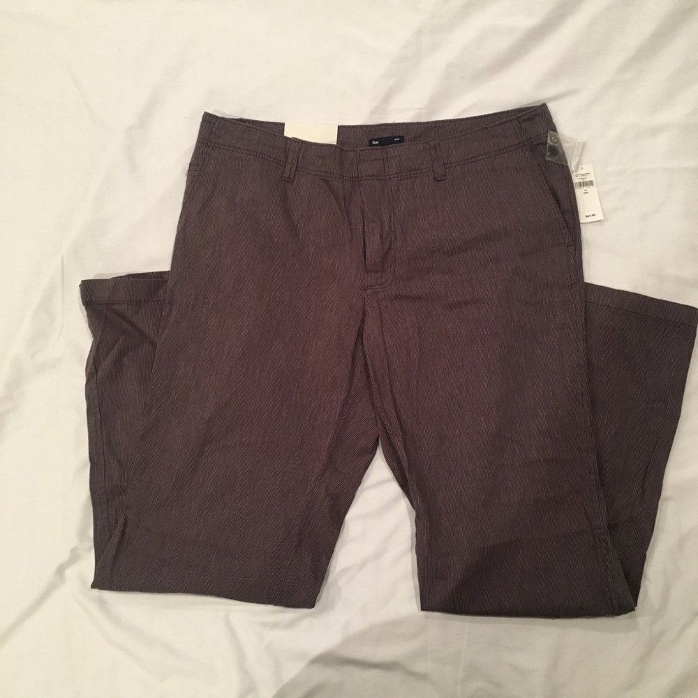 Gap khaki pant with stretch in dark gray NWT